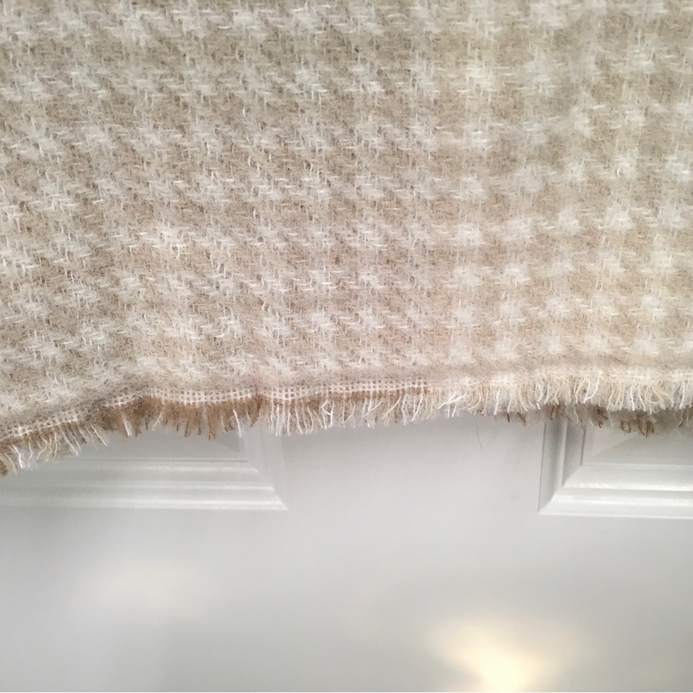 NWT Lands End winter scarf - Picture 3 of 7
